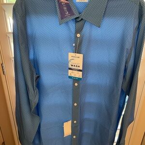 Haggar Men's Blue Patterned Button Down Shirt